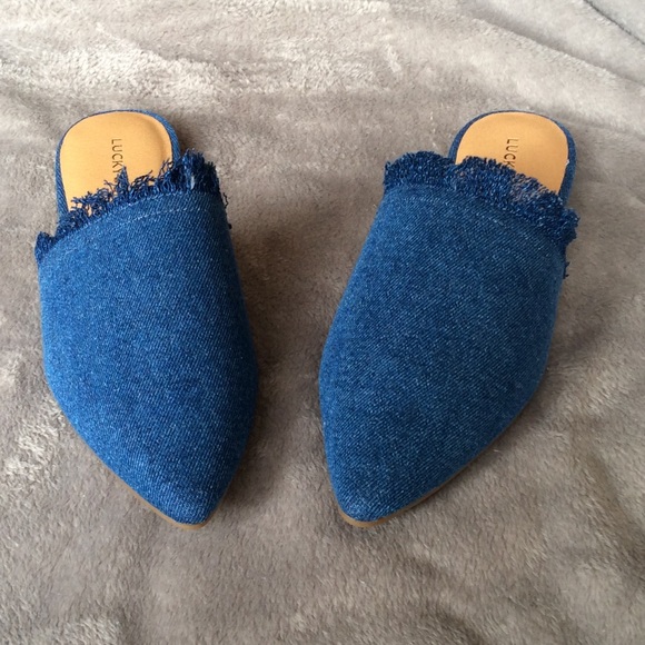 NIB Lucky Brand Bapsee Mules Indigo Denim 8.5 - Picture 2 of 4